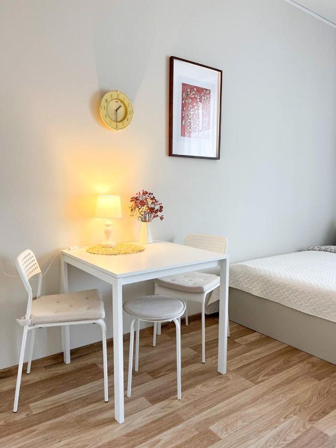 Cosy Apartment In Riga With Free Parking Zewnętrze zdjęcie